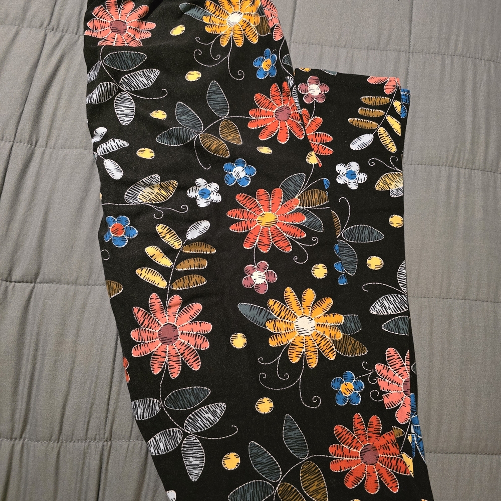 Leggings Depot Floral Black Leggings
